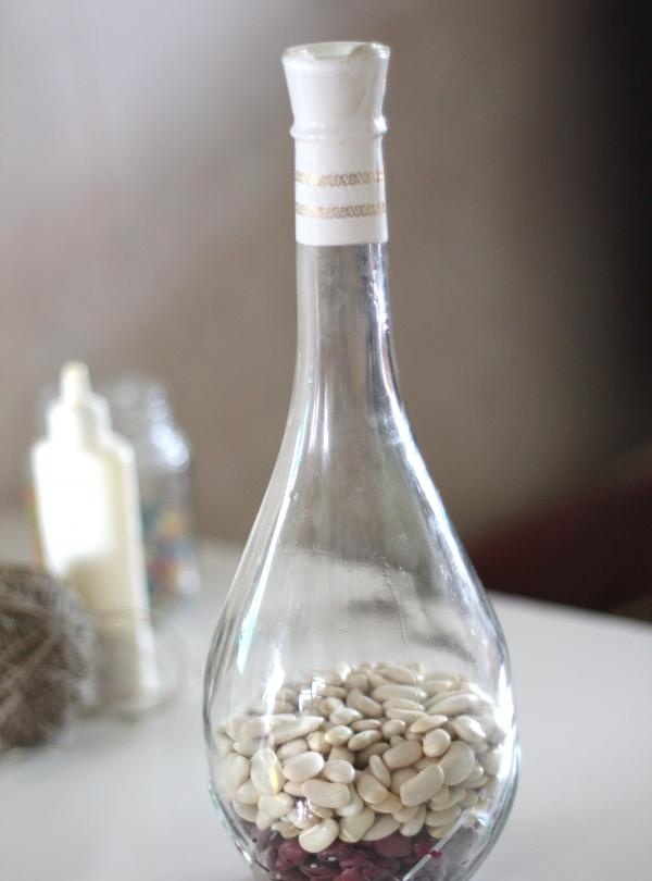 Bottle with cereal