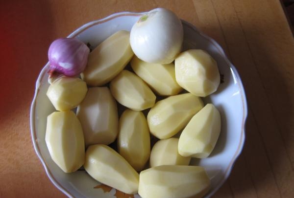 Sopa de cogumelos e champignon