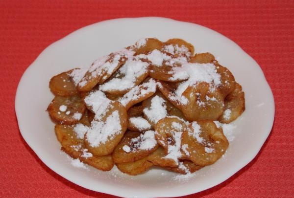 Cooking banana chips