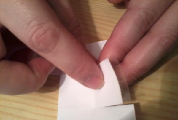 Comment fabriquer un cube transformable en papier de vos propres mains