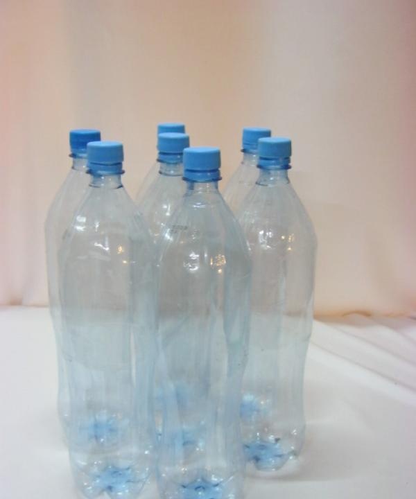plastikowe butelki