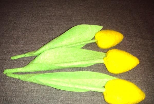 tres tulipanes