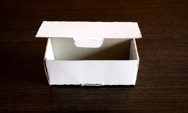 Universal cardboard box