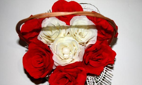 Basket with flowers made of corrugated paper