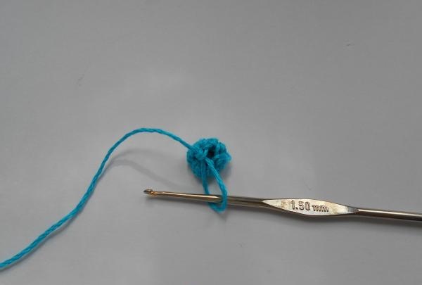 facciamo una corda lavorata a maglia