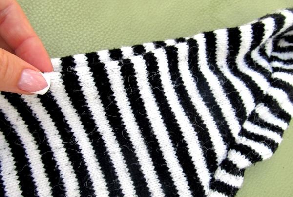 Een oude trui en sokken opnieuw gebruiken