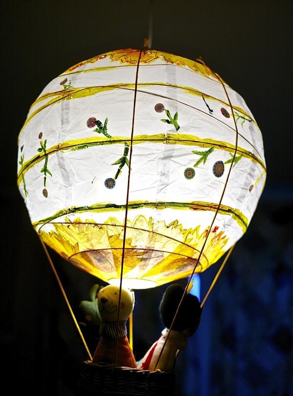 Balão lanterna de papel