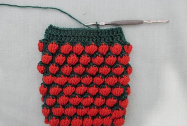 eine Handtasche stricken