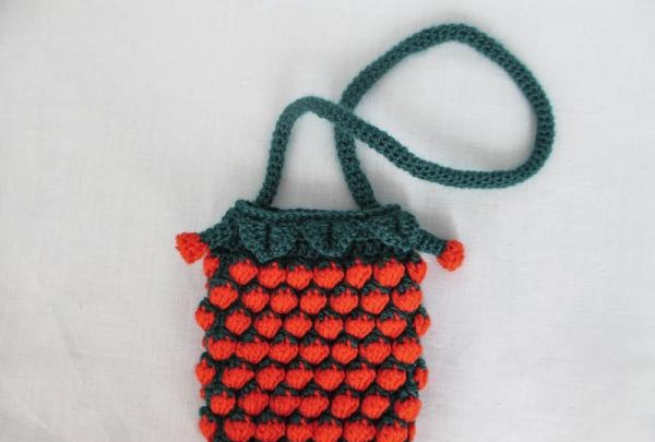 плетена дамска чанта