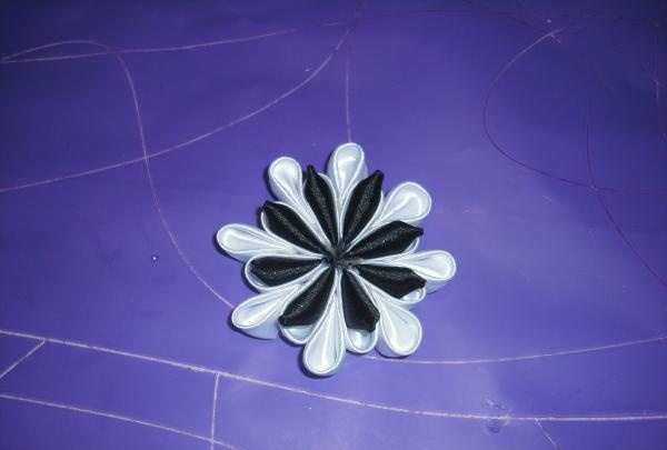 Fascia elastica Stella realizzata con nastri di raso