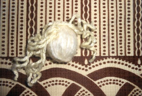 Àngel fet de coixinets de cotó