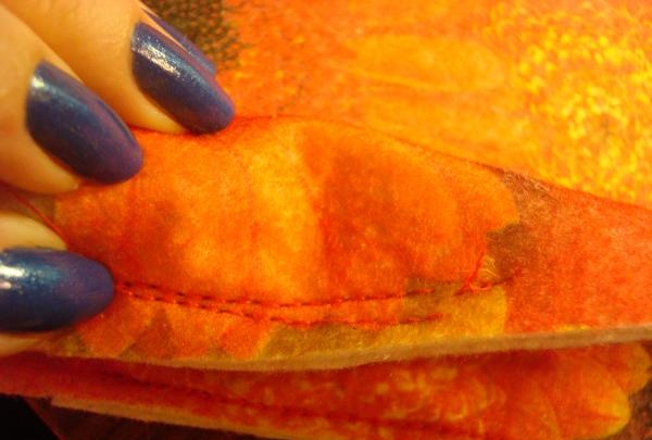 Cómo coser una bolsa de fieltro