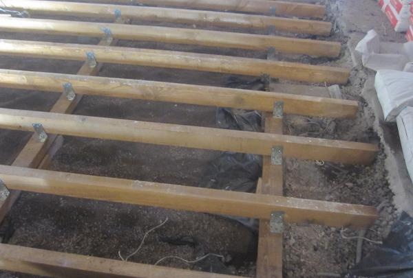 Príprava podkladu pre drevenú podlahu