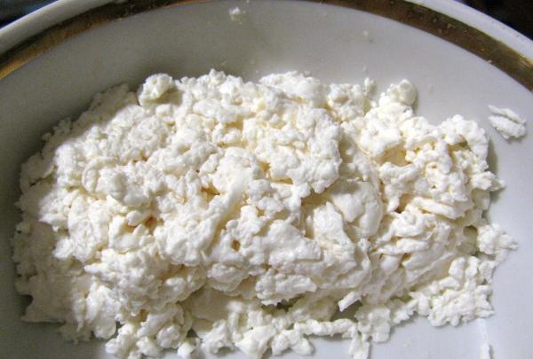 Hvordan lage hjemmelaget cottage cheese