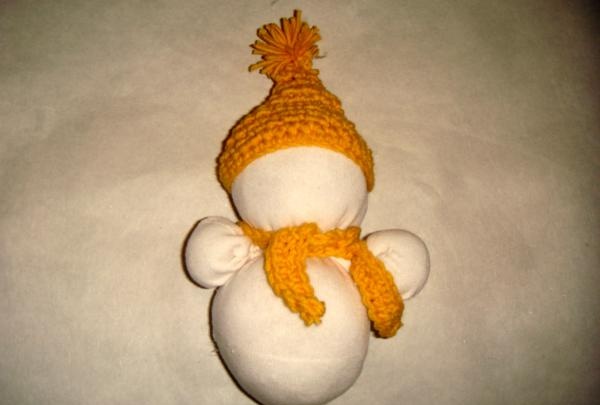 Muñeco de nieve hecho con un calcetín