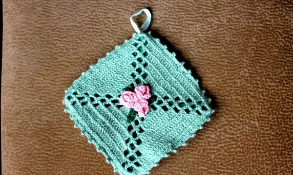 Crochet pot holder