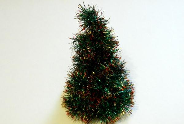 Pozlátkový vianočný stromček