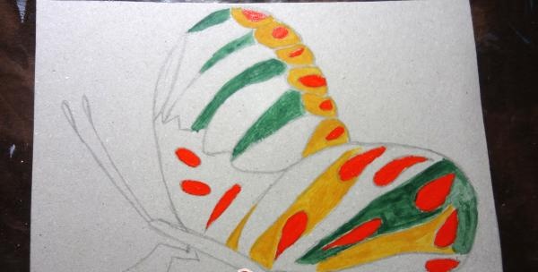 malowanie mozaiki ze skorupek jaj