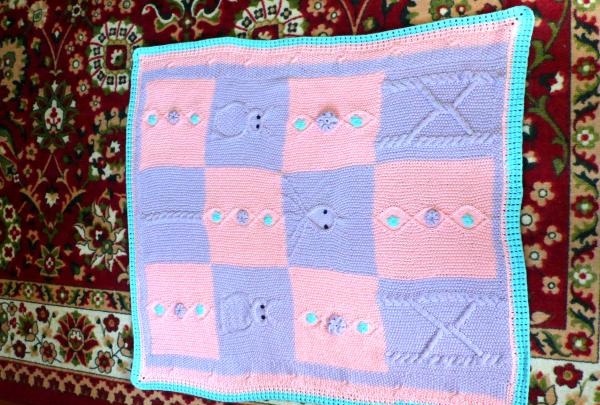 Clasă de master despre tricotarea unei pături pentru copii