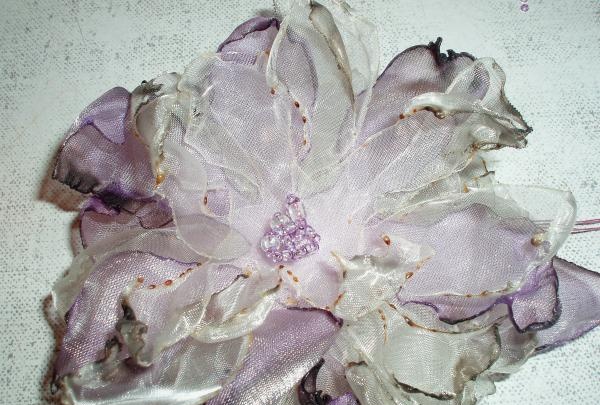 flori de organza