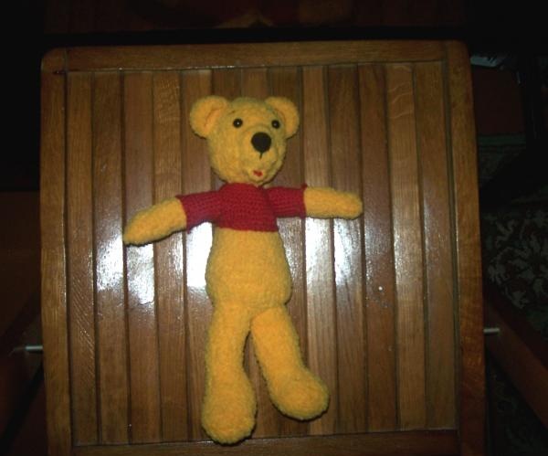 Wie man ein Spielzeug Winnie the Pooh strickt