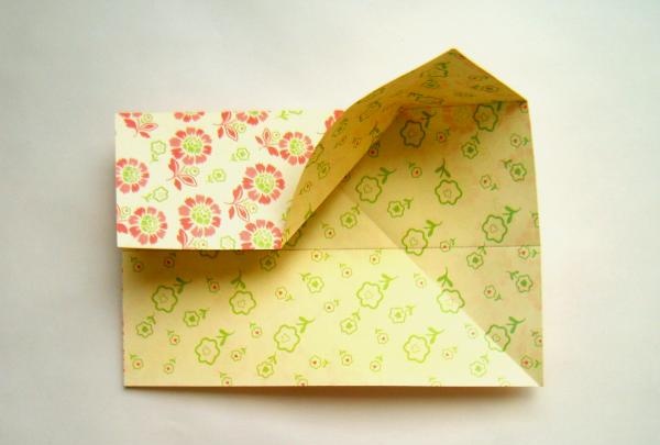 paper gift envelope