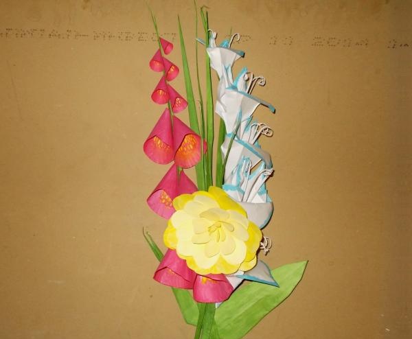 Panel de flores de papel origami