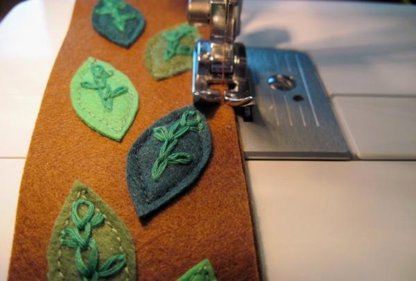 Felt bookmark