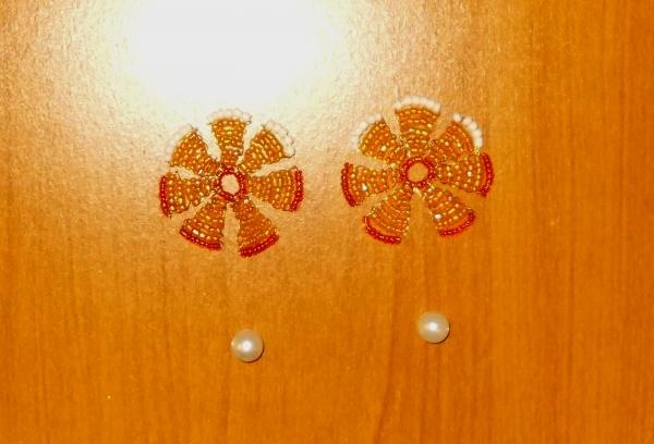 Dekorasjonshjerte laget av perler