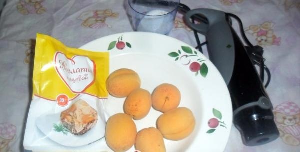 Domácí meruňkové želé bonbony