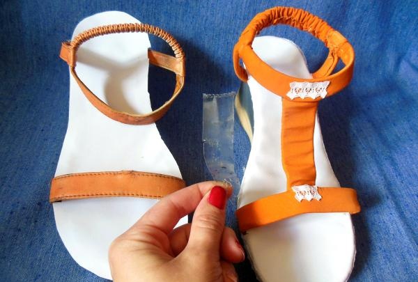 Replacing the insole of old sandals