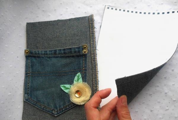 Bloco de notas com acabamento em jeans