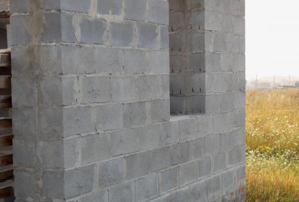 construindo uma casa com blocos de concreto