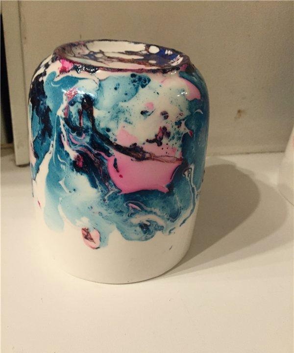 dekorasyon ng isang natatanging mug