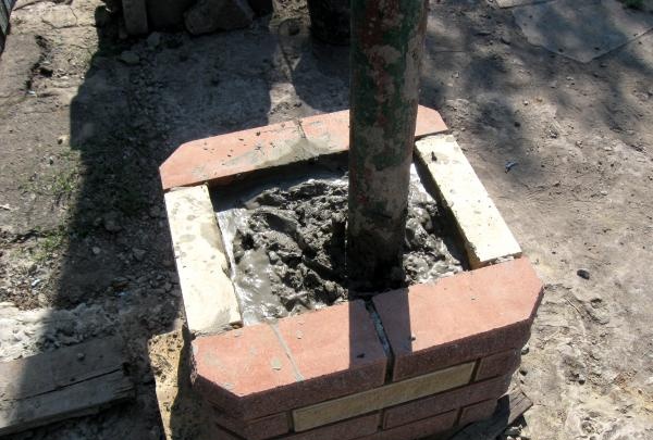 Building a brick fence