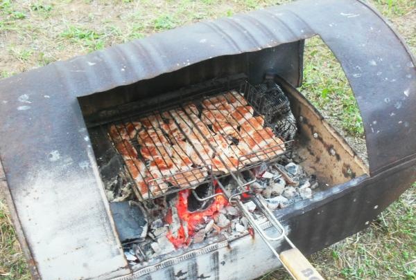 barbecue uit een oud vat