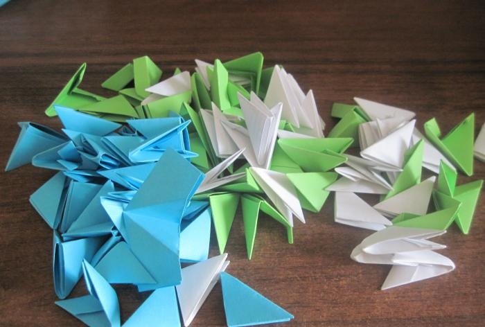 Lilia wodna z modułów origami