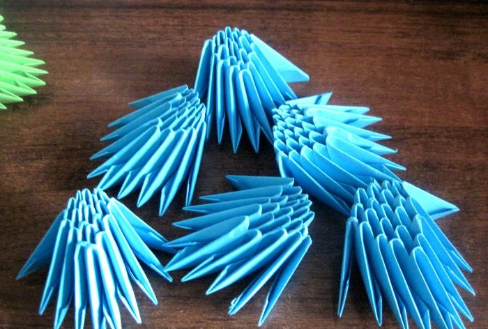 Åkande fra origami-moduler