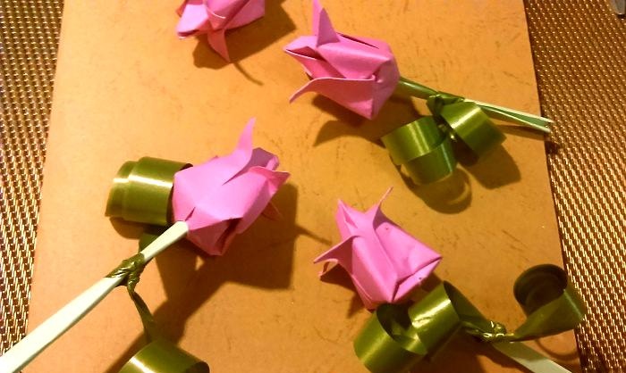 3D-kaart met origami-tulpen