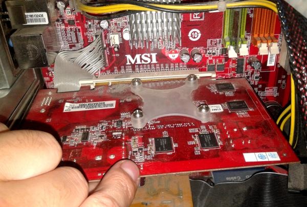 How to disassemble a computer and clean it
