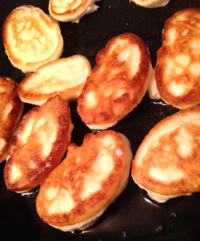 Recept på fluffiga pannkakor med kefir