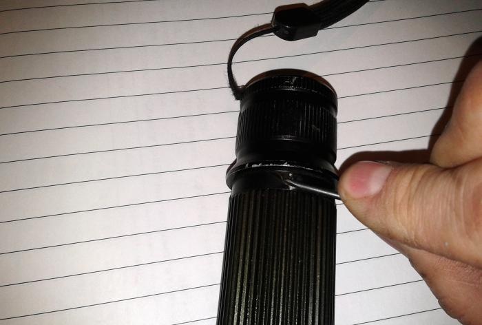 Comment démonter une lampe de poche Shocker