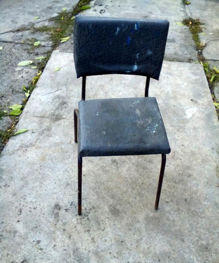 Restaurering av en gammel stol