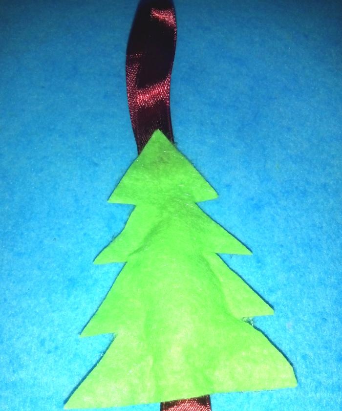 עץ חג המולד עשוי מפית ויסקוזה
