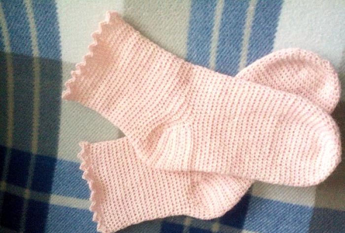 Плетени на една кука чорапи