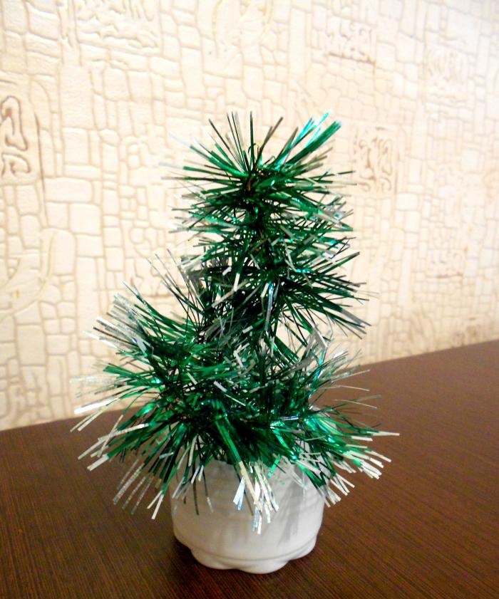 Mini árvore de natal para escritório