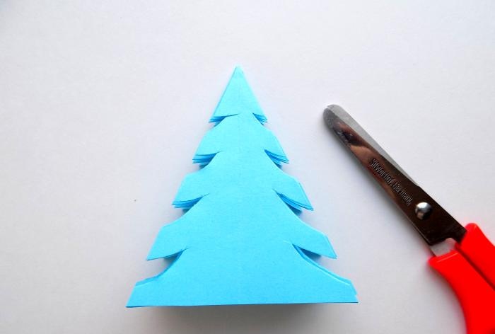 Blåt papir juletræ