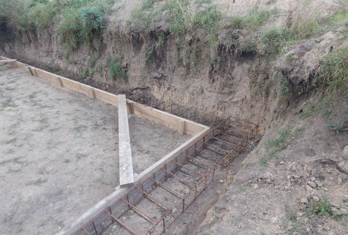 Construction of a strip foundation