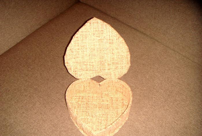 Hjerte formet kasse