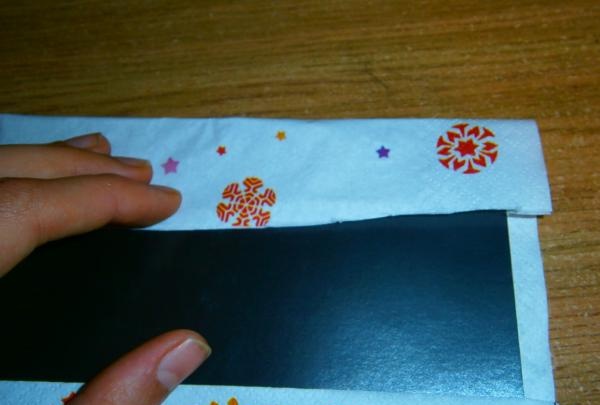 sheet of magnetic paper